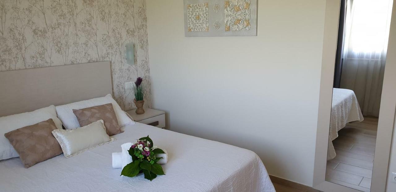 Apartamentos La Pradera De Isla Plana Eksteriør bilde